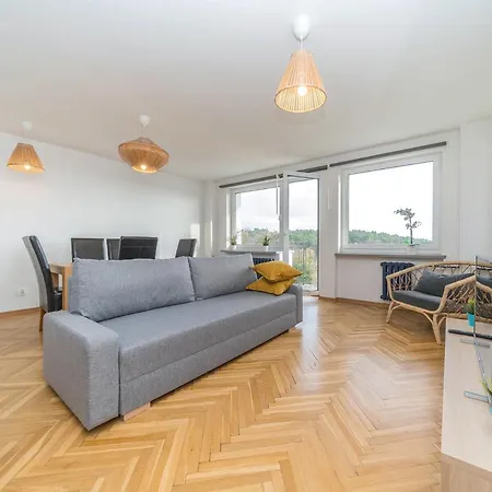 Glow - Opera Lesna Апартаменти