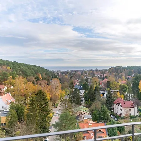 Glow - Opera Lesna Апартаменти