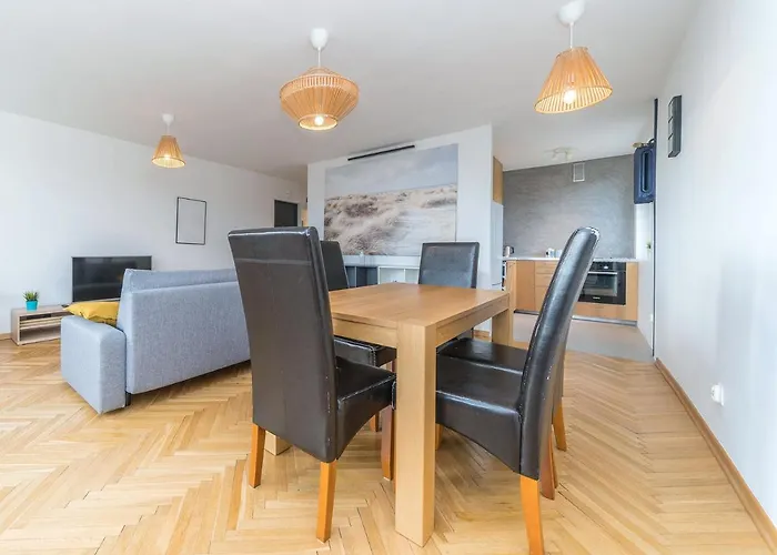 아파트 Glow - Opera Lesna *